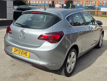 Used Vauxhall Astra 2013 for sale - 79720811: Photo