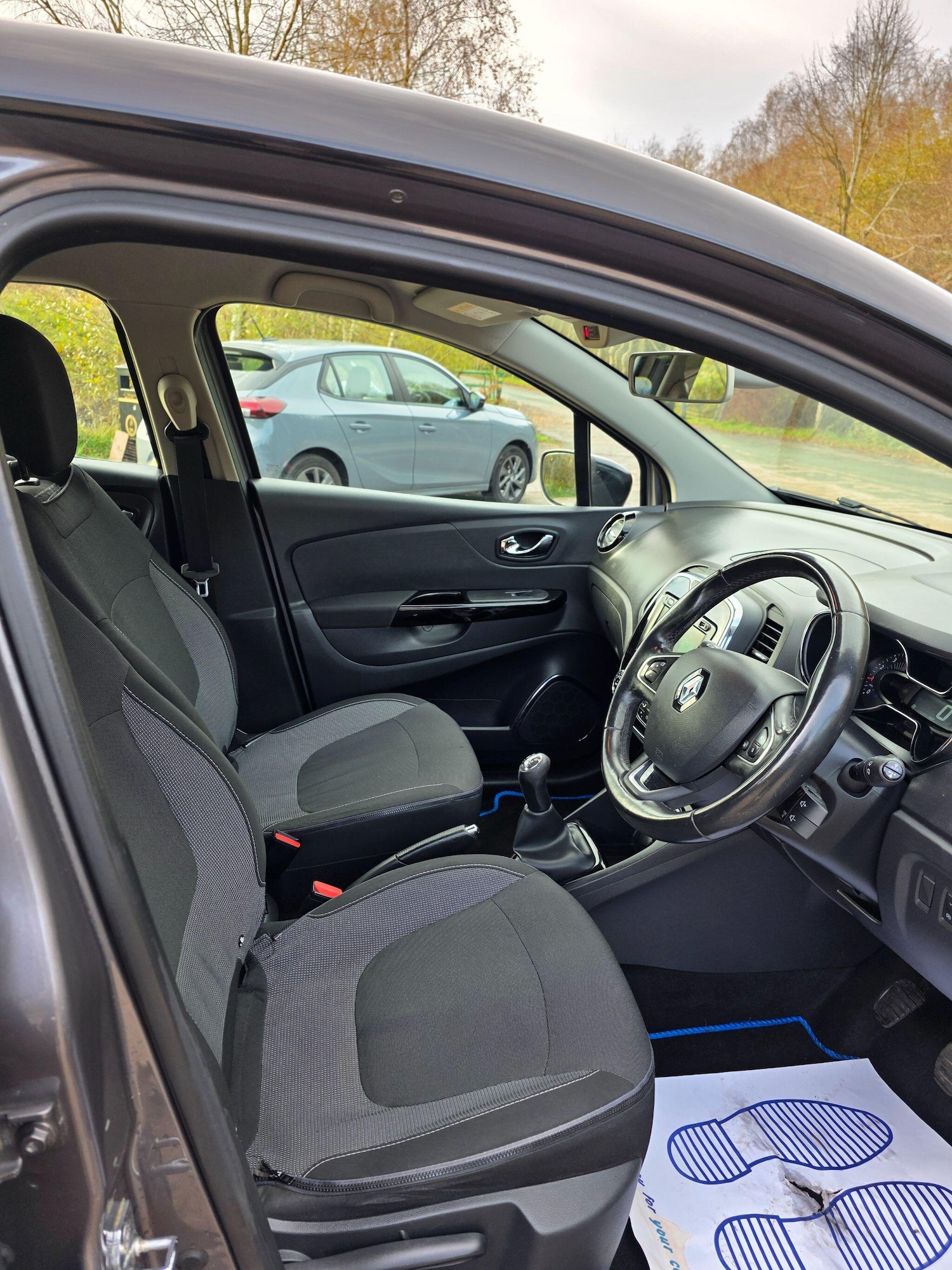 Used Renault Captur 2016 for sale - 77376278: Photo 11