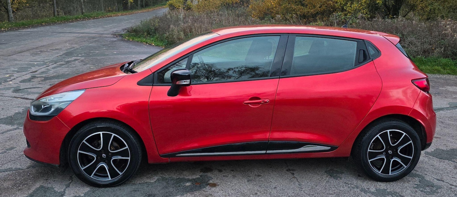 Used Renault Clio 2015 for sale - 77254032: Photo 5