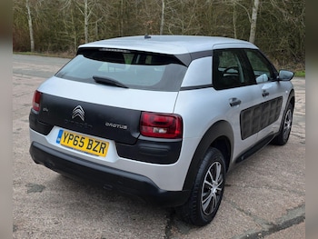 Used Citroen C4 Cactus 2015 for sale - 77883428: Photo