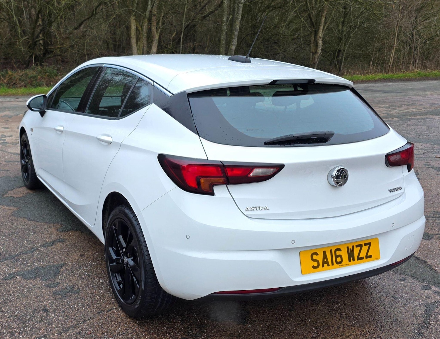 Used Vauxhall Astra for sale - 77279839: Photo 4