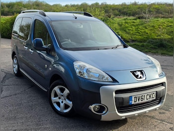 Used Peugeot Partner Tepee 2011 for sale - 78447610: Photo