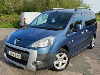 Used Peugeot Partner Tepee 2011 for sale - 78447610: Photo