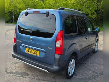 Used Peugeot Partner Tepee 2011 for sale - 78447610: Photo