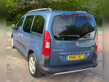 Used Peugeot Partner Tepee 2011 for sale - 78447610: Photo
