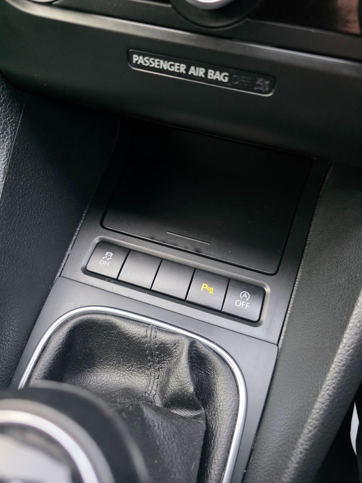 Used Volkswagen Golf 2011 for sale - 77411808: Photo 18