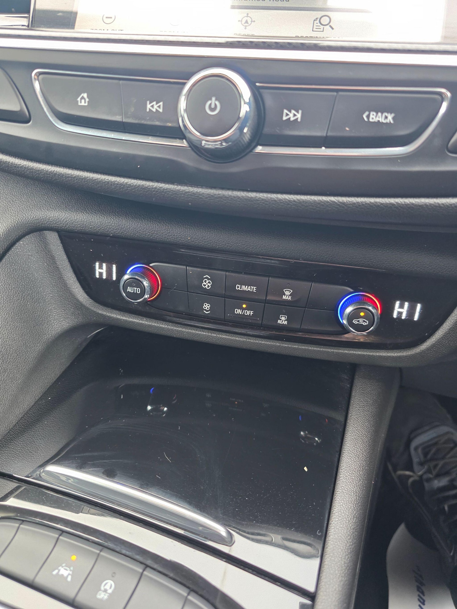 Used Vauxhall Insignia 2018 for sale - 77411148: Photo 18