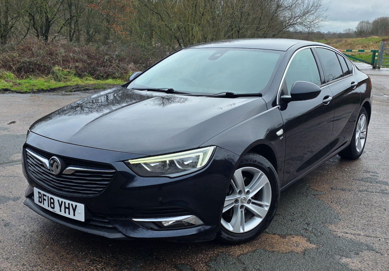 Used Vauxhall Insignia 2018 for sale - 77411148: Photo 2