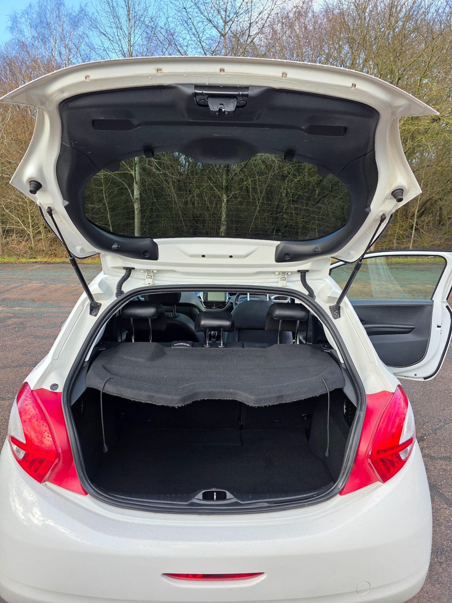 Used Peugeot 208 2013 for sale - 77278506: Photo 13