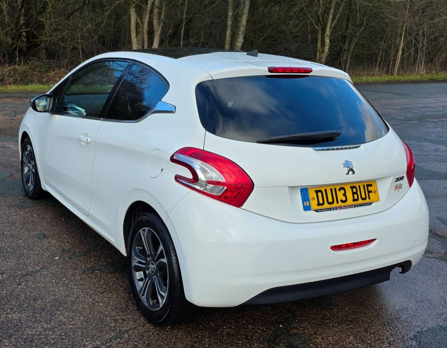 Used Peugeot 208 2013 for sale - 77278506: Photo 4
