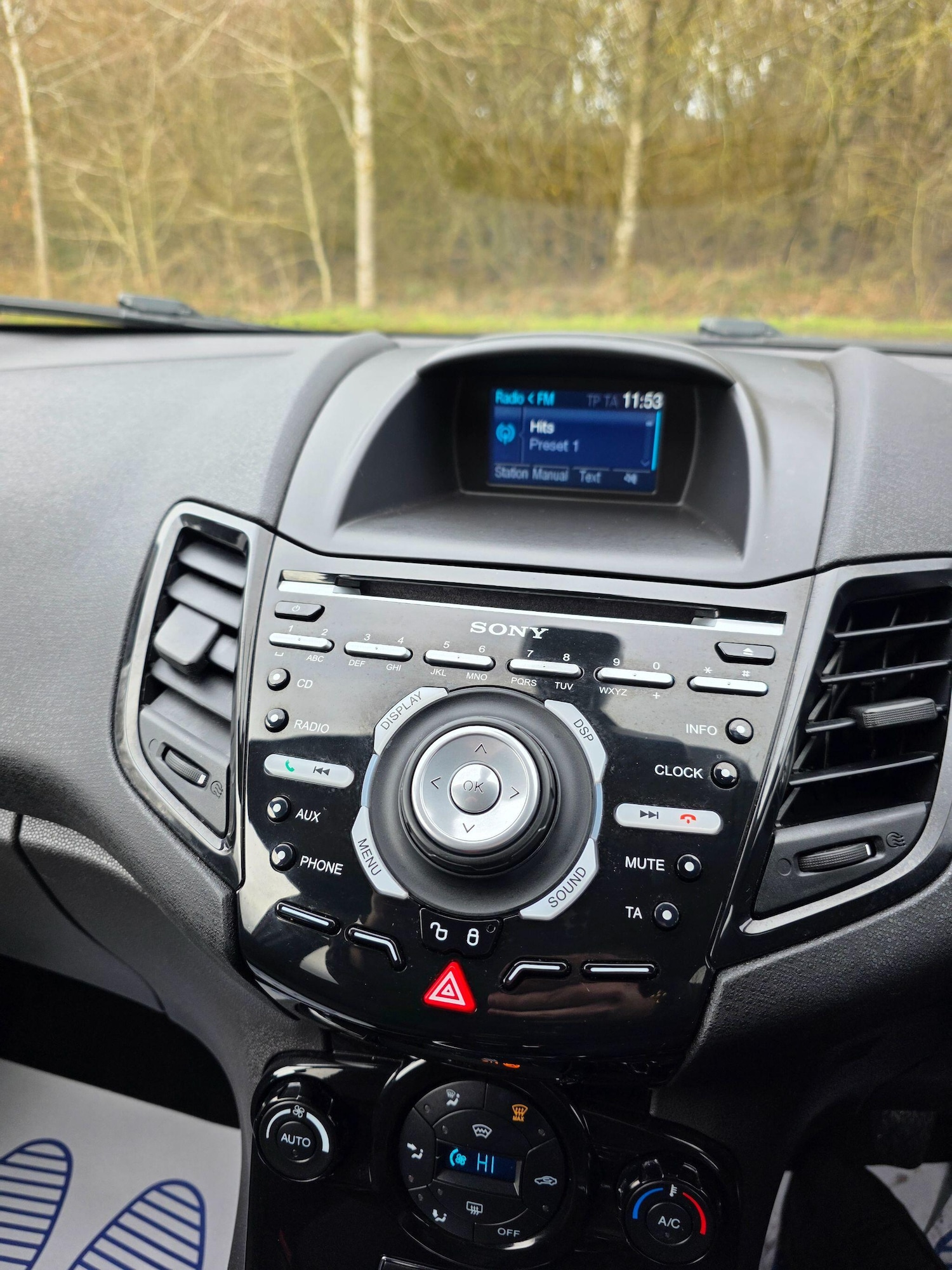 Used Ford Fiesta 2014 for sale - 77632984: Photo 17