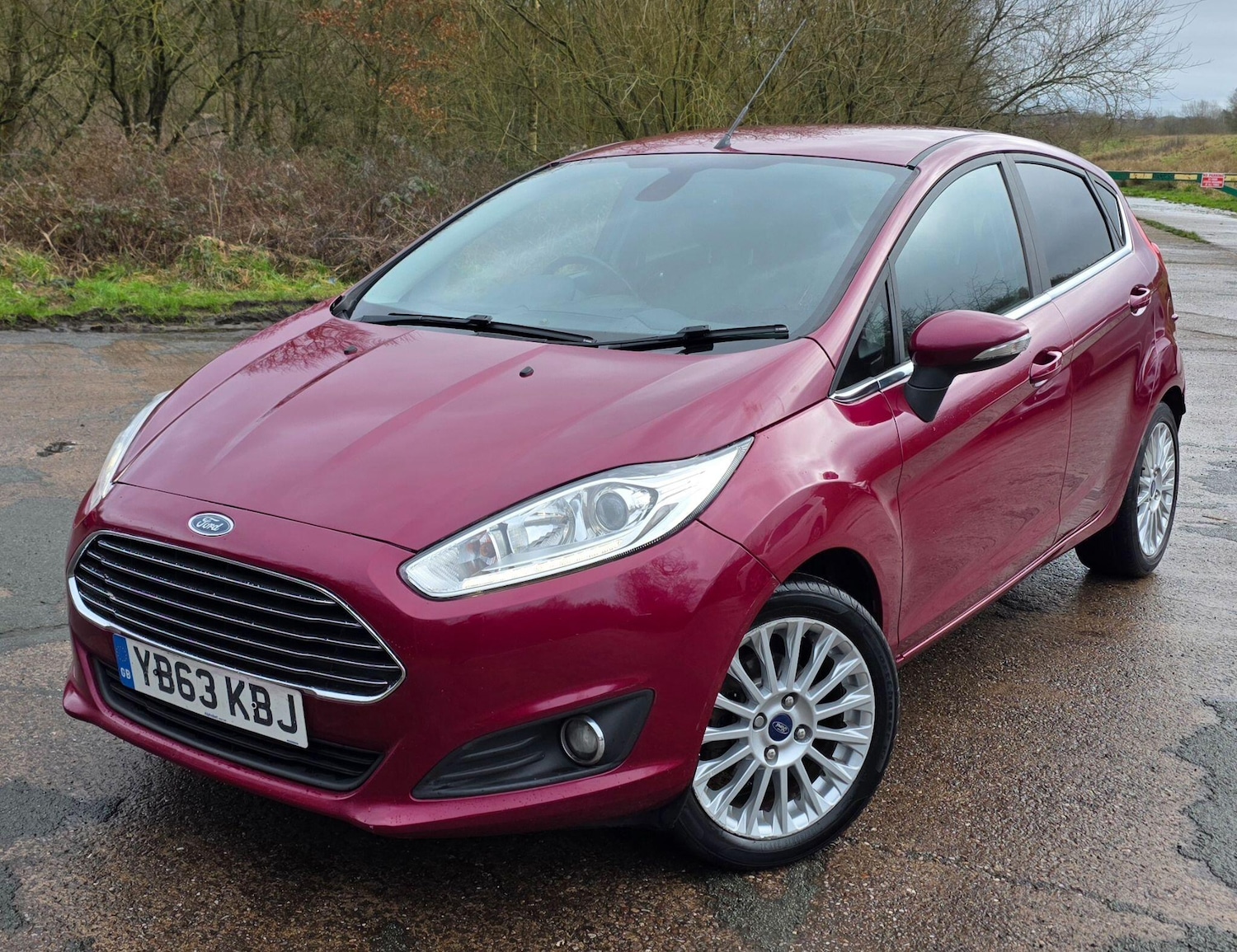 Used Ford Fiesta 2014 for sale - 77632984: Photo 2