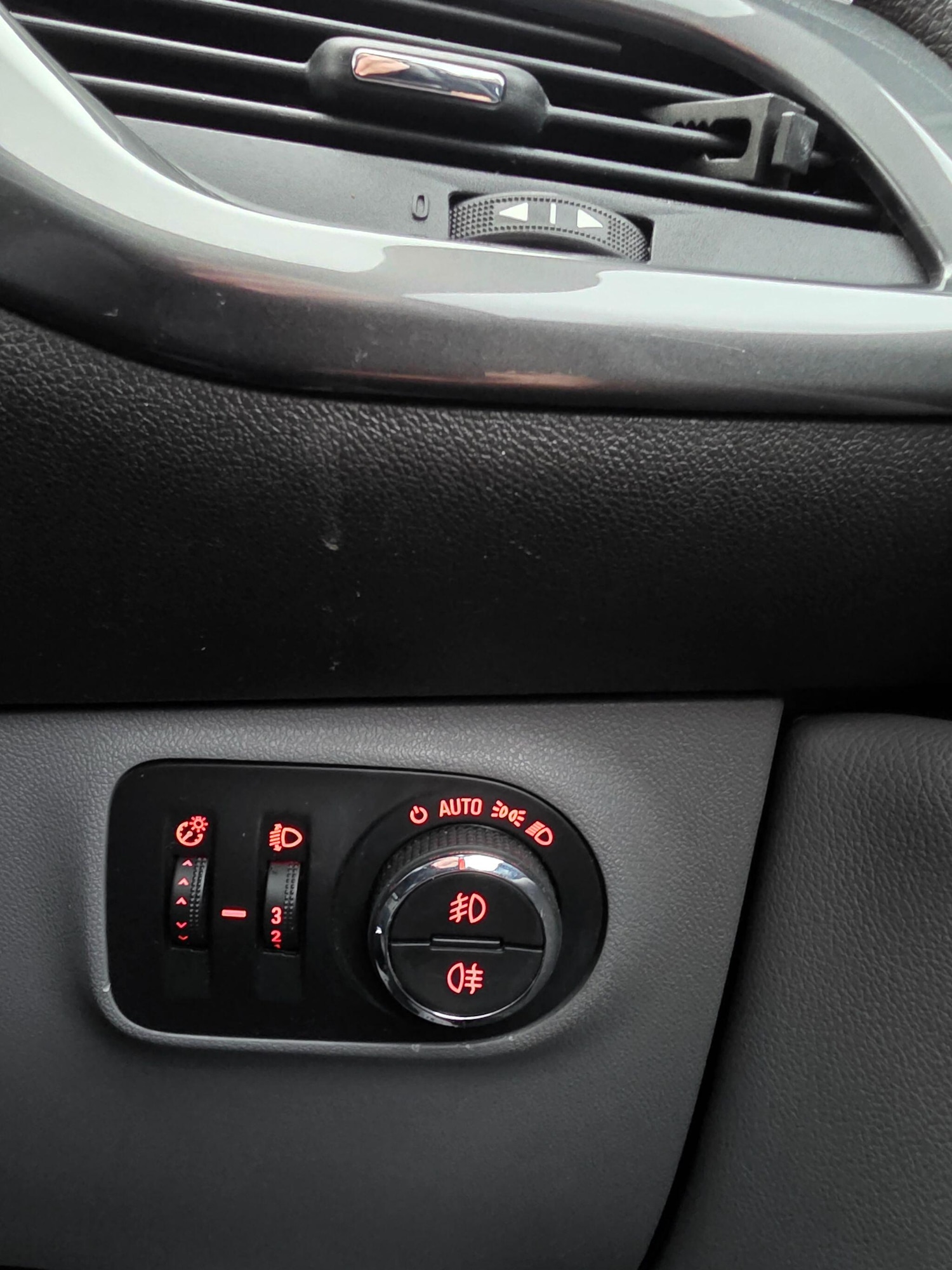 Used Vauxhall Corsa 2017 for sale - 77633201: Photo 16