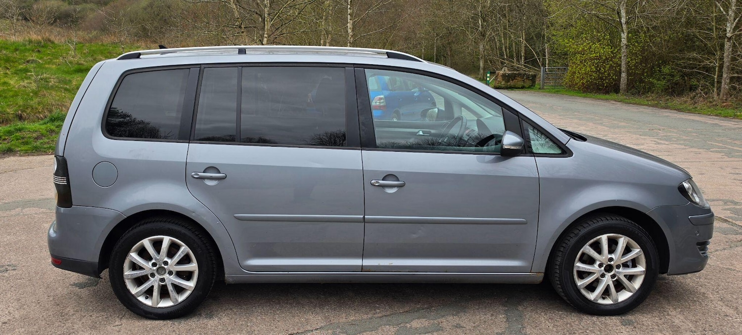 Used Volkswagen Touran 2010 for sale - 78100062: Photo 8