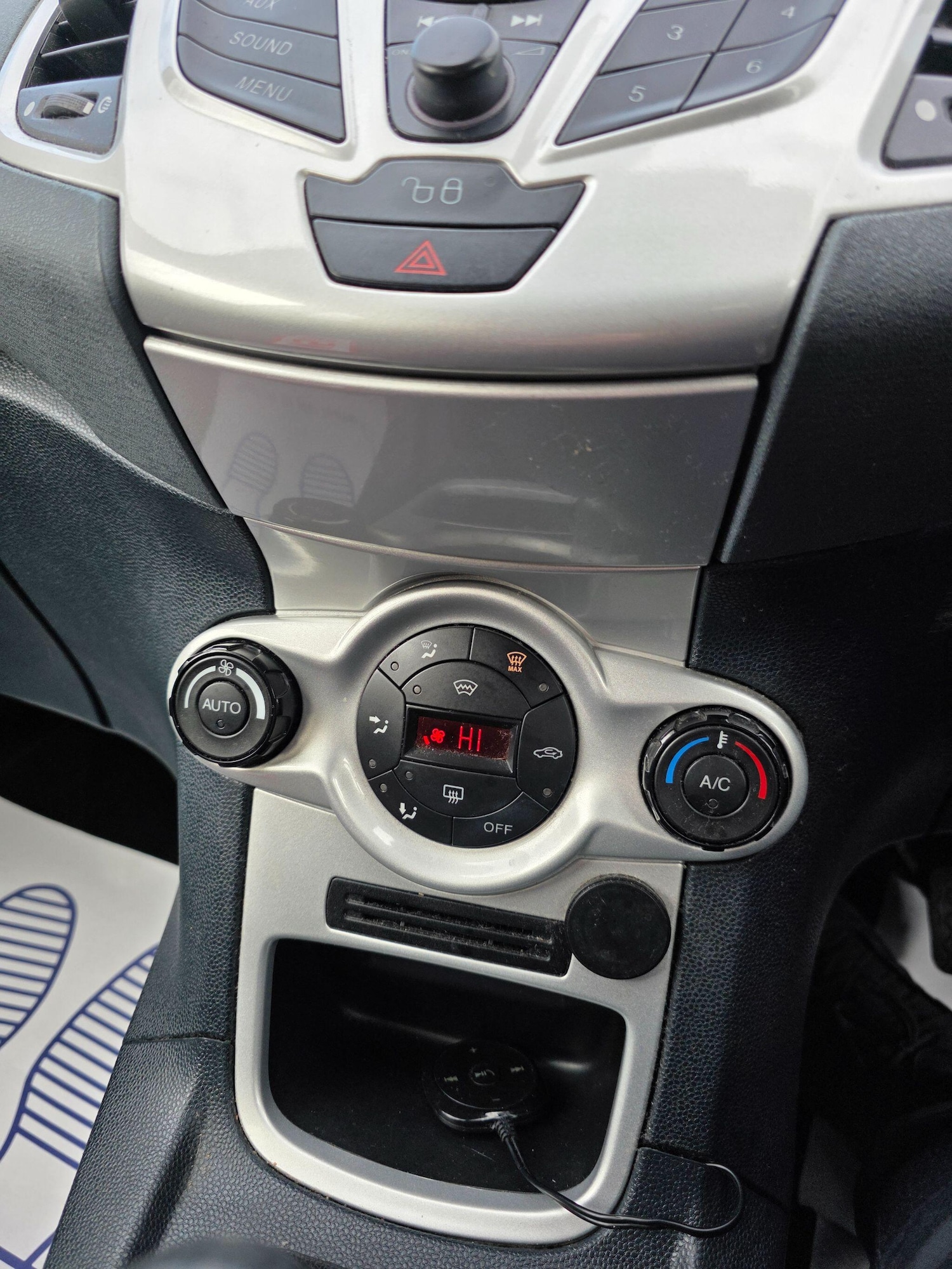 Used Ford Fiesta 2009 for sale - 77768102: Photo 18