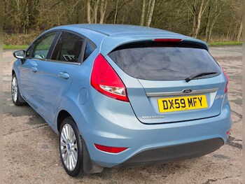 Used Ford Fiesta 2009 for sale - 77768102: Photo