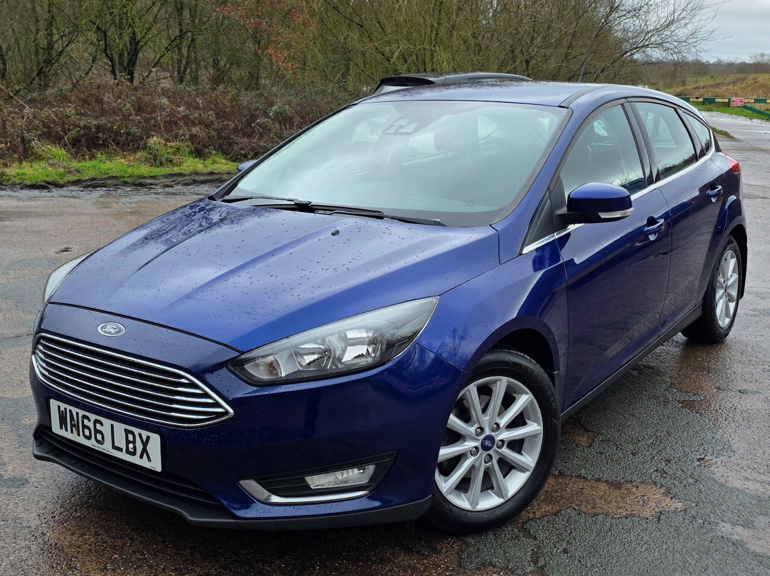 Used Ford Focus 2016 for sale - 77484105: Photo 2