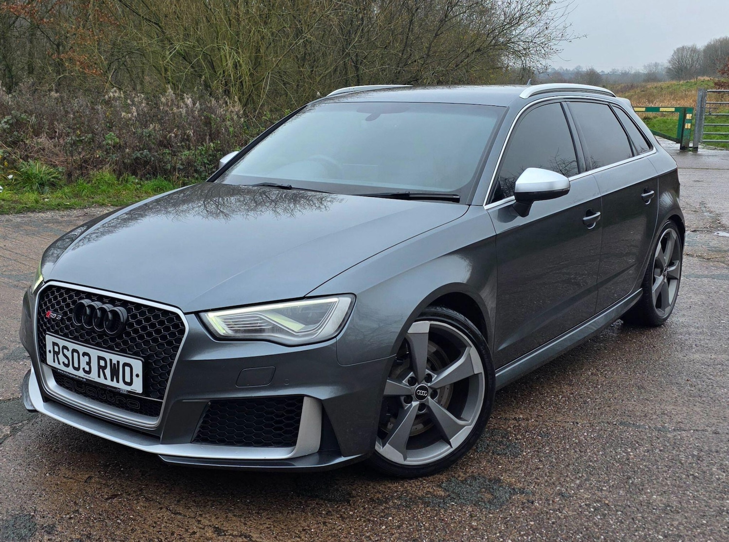 Used Audi RS3 2015 for sale - 77255571: Photo 2