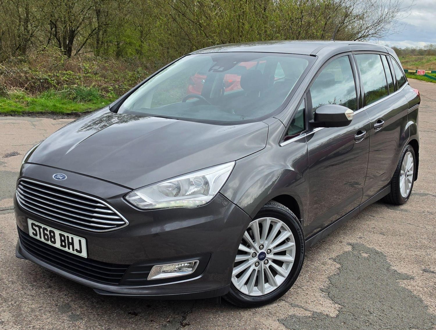 Used Ford Grand C-Max 2018 for sale - 78127685: Photo 2