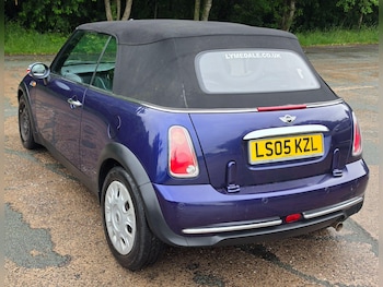 Used MINI Convertible 2005 for sale - 78830107: Photo