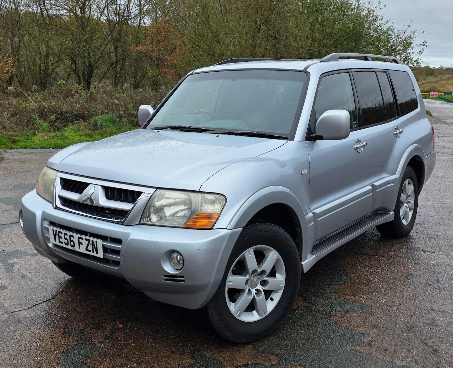 Used Mitsubishi Shogun 2006 for sale - 77290691: Photo 2