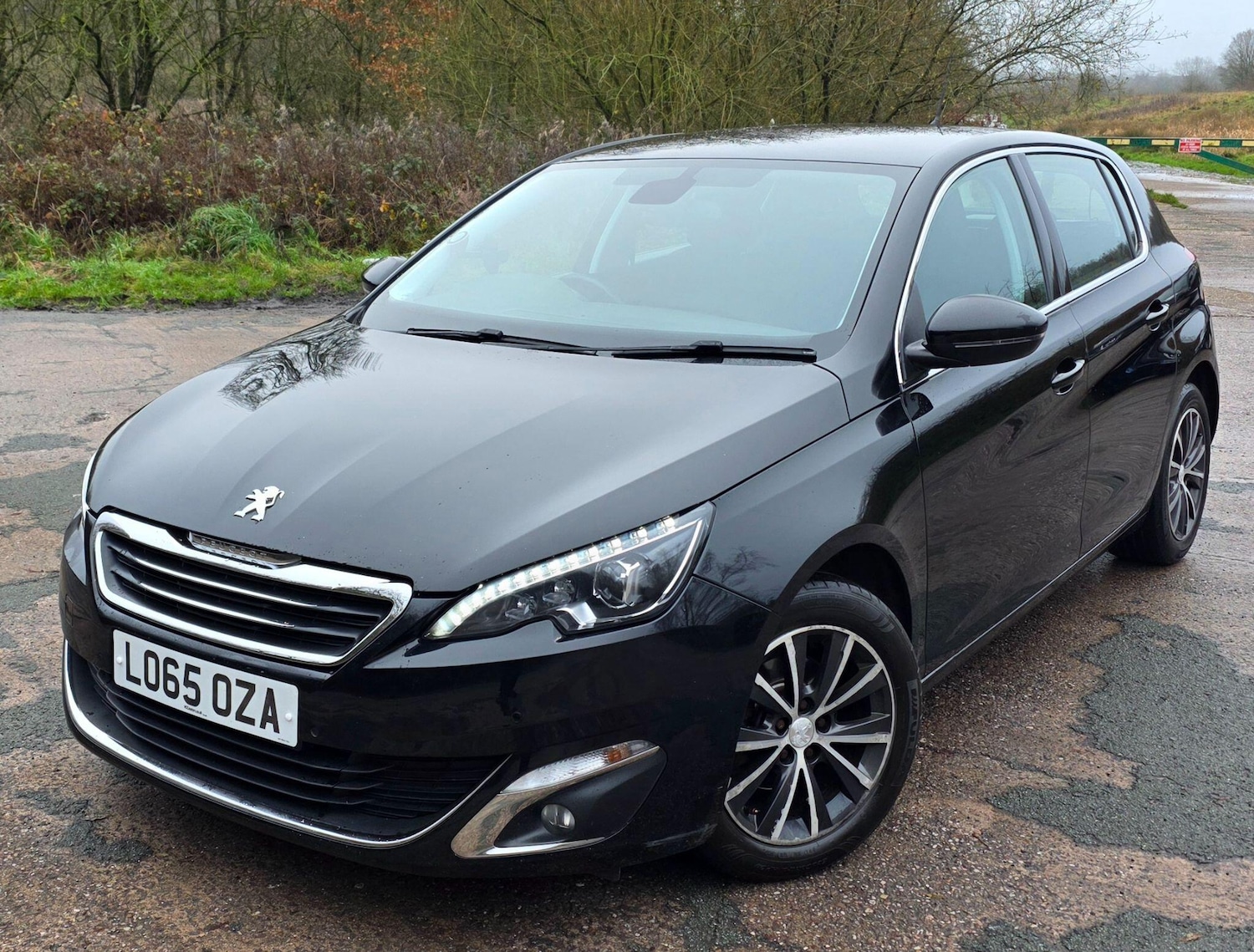 Used Peugeot 308 2015 for sale - 77278981: Photo 2