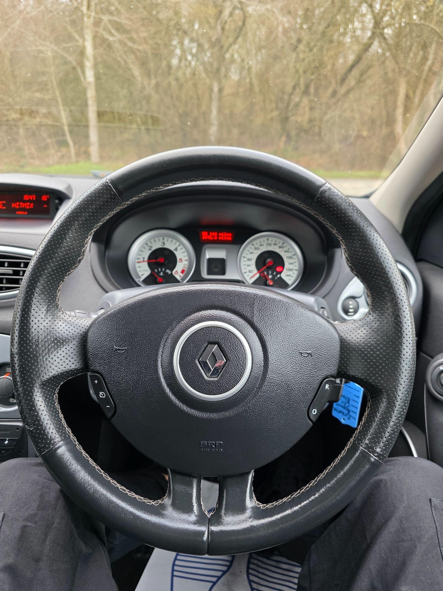 Used Renault Clio for sale - 77696494: Photo 15