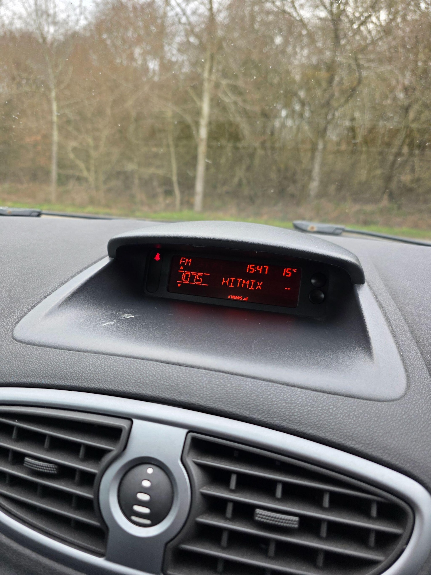 Used Renault Clio for sale - 77696494: Photo 17