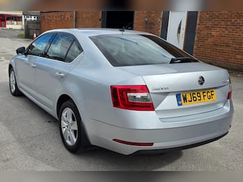 Used Skoda Octavia 2019 for sale - 79747815: Photo