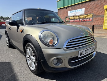 Used MINI Hatch 2010 for sale - 79010802: Photo