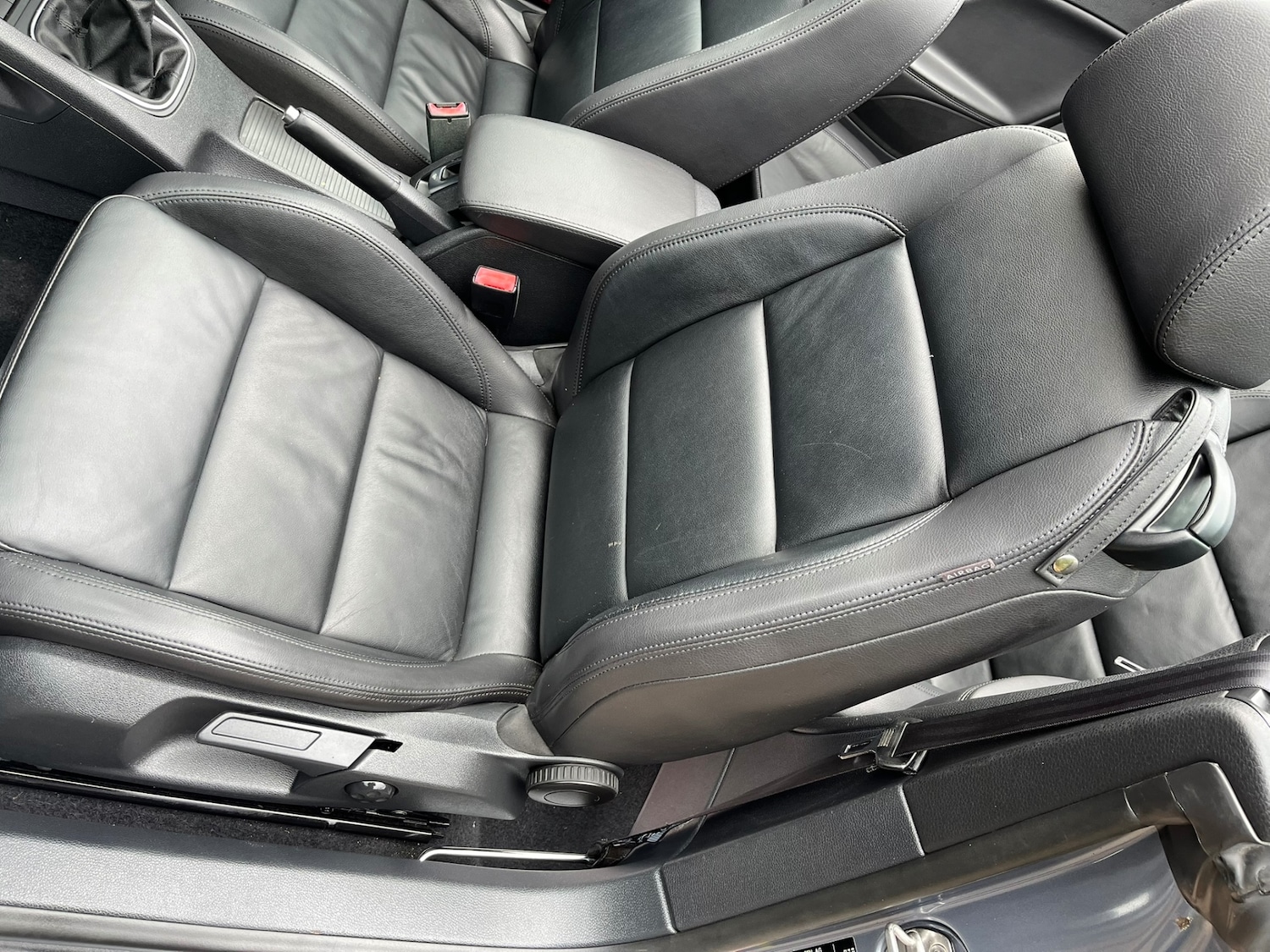 Used Volkswagen EOS 2009 for sale - 76325055: Photo 6