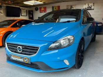 Used Volvo V40 2015 for sale - 74678036: Photo