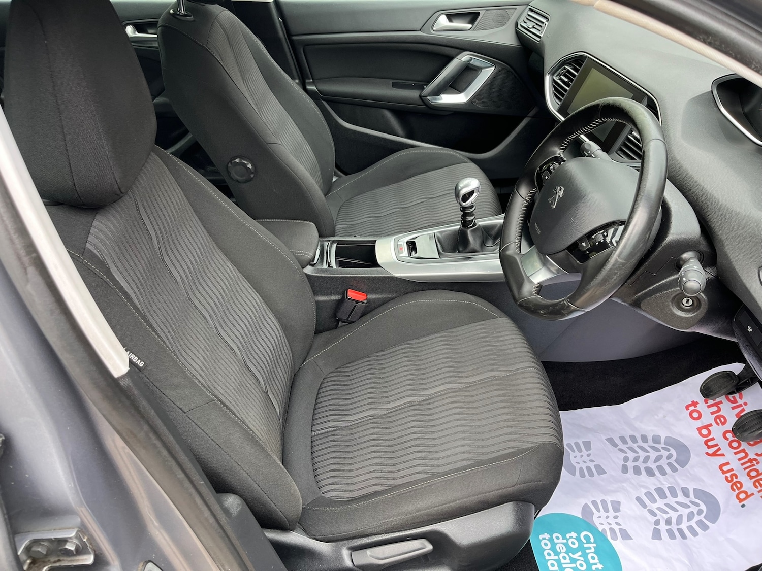 Used Peugeot 308 2015 for sale - 77622351: Photo 10