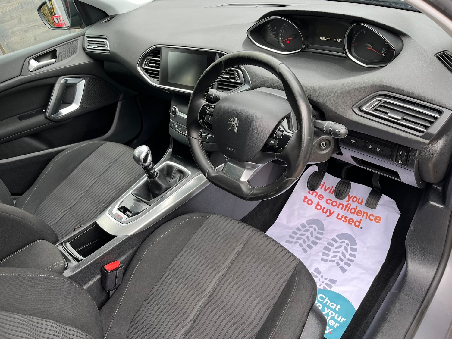 Used Peugeot 308 2015 for sale - 77622351: Photo 11