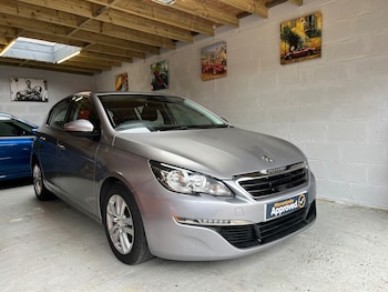 Used Peugeot 308 2015 for sale - 77622351: Photo