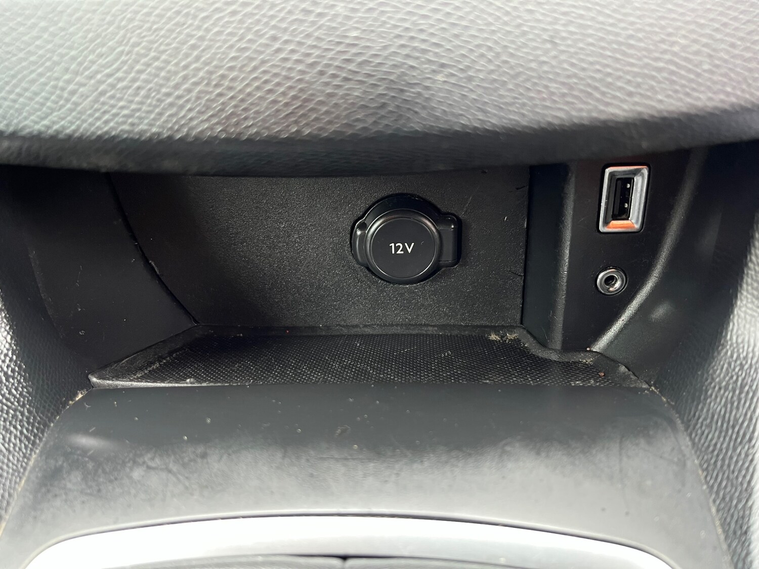 Used Peugeot 308 2015 for sale - 77622351: Photo 23