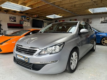 Used Peugeot 308 2015 for sale - 77622351: Photo