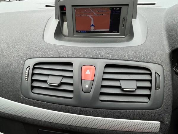Used Renault Megane 2010 for sale - 74826005: Photo 10