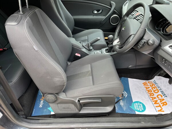 Used Renault Megane 2010 for sale - 74826005: Photo 14