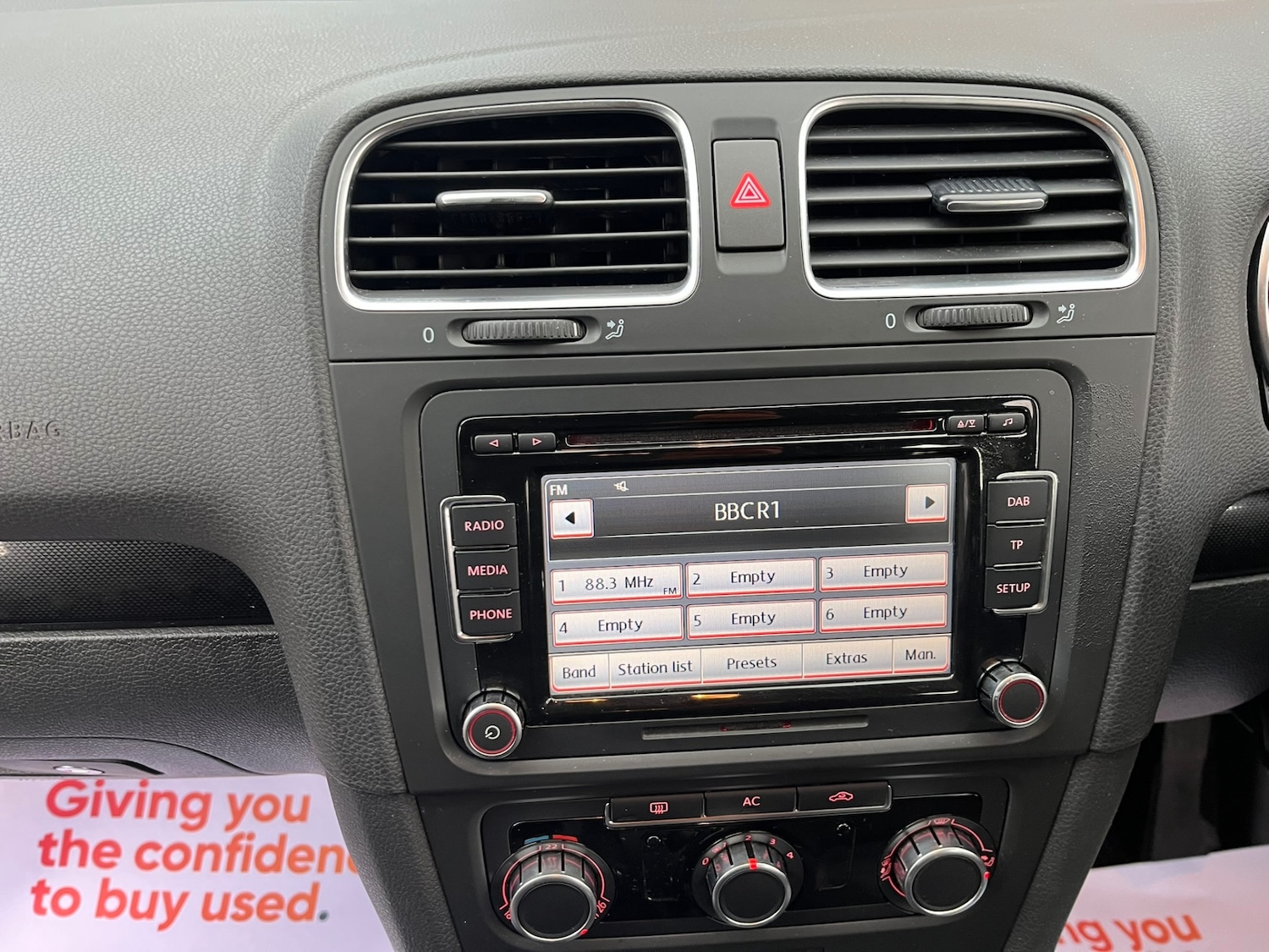 Used Volkswagen Golf 2010 for sale - 76712067: Photo 15