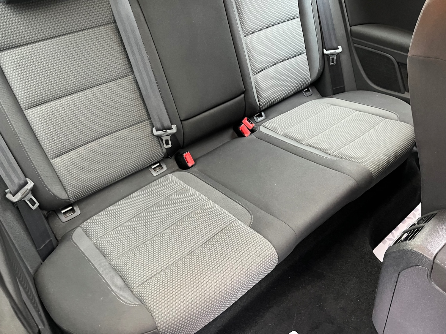 Used Volkswagen Golf 2010 for sale - 76712067: Photo 16