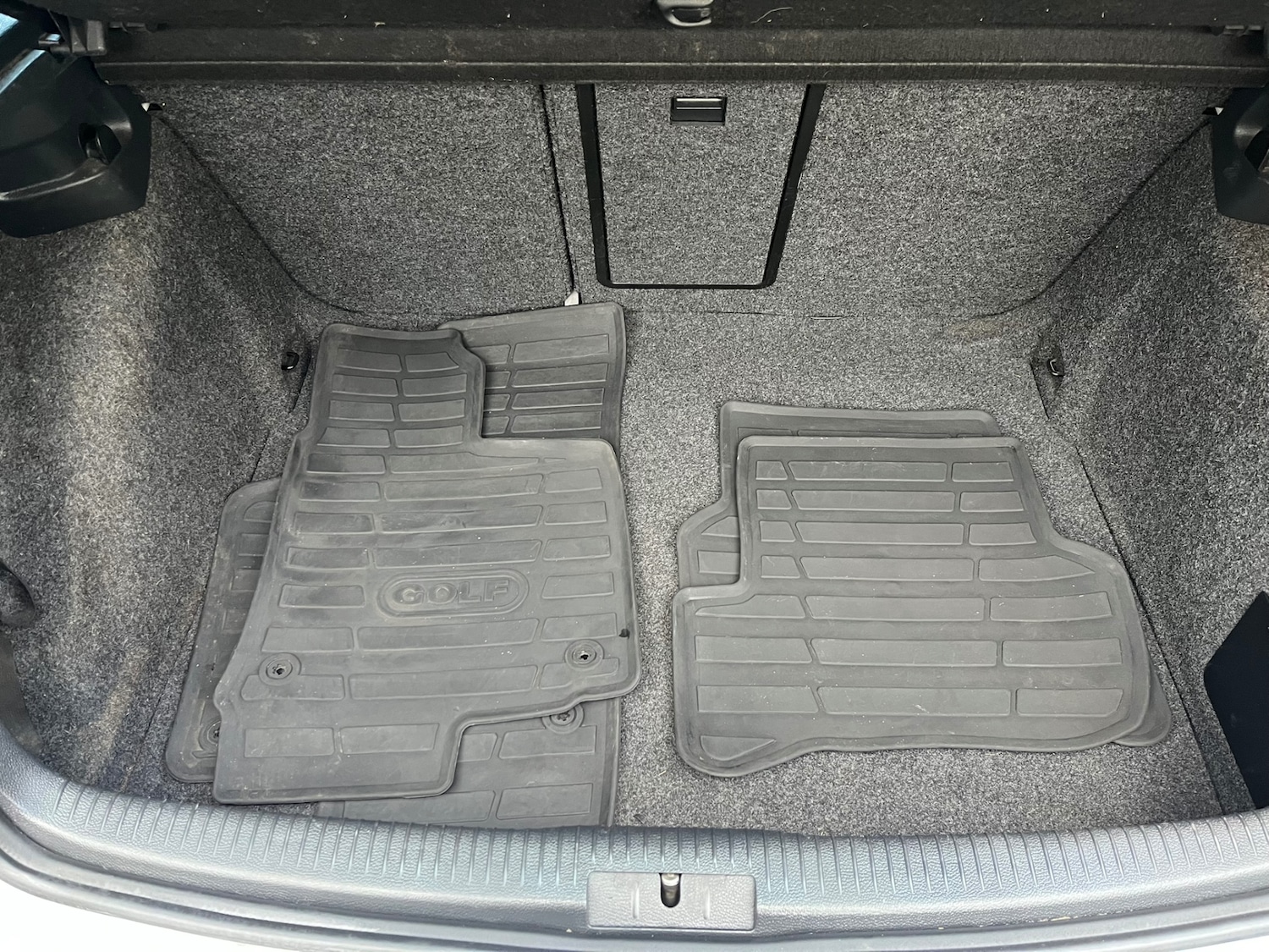 Used Volkswagen Golf 2010 for sale - 76712067: Photo 21