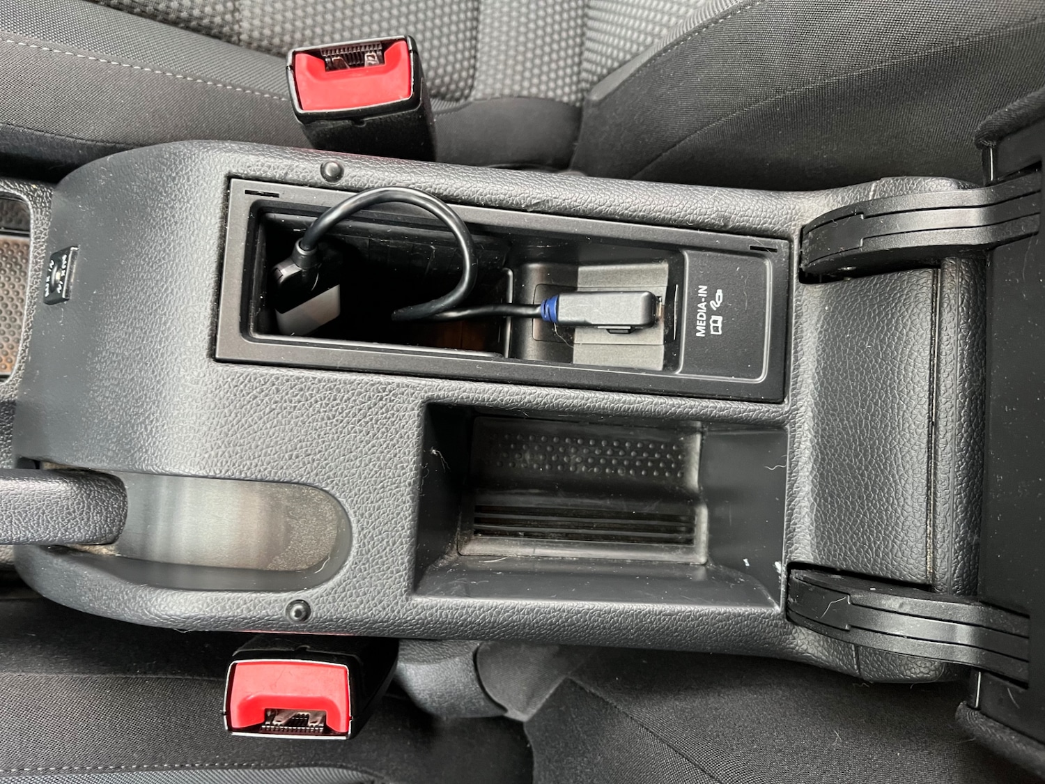 Used Volkswagen Golf 2010 for sale - 76712067: Photo 33