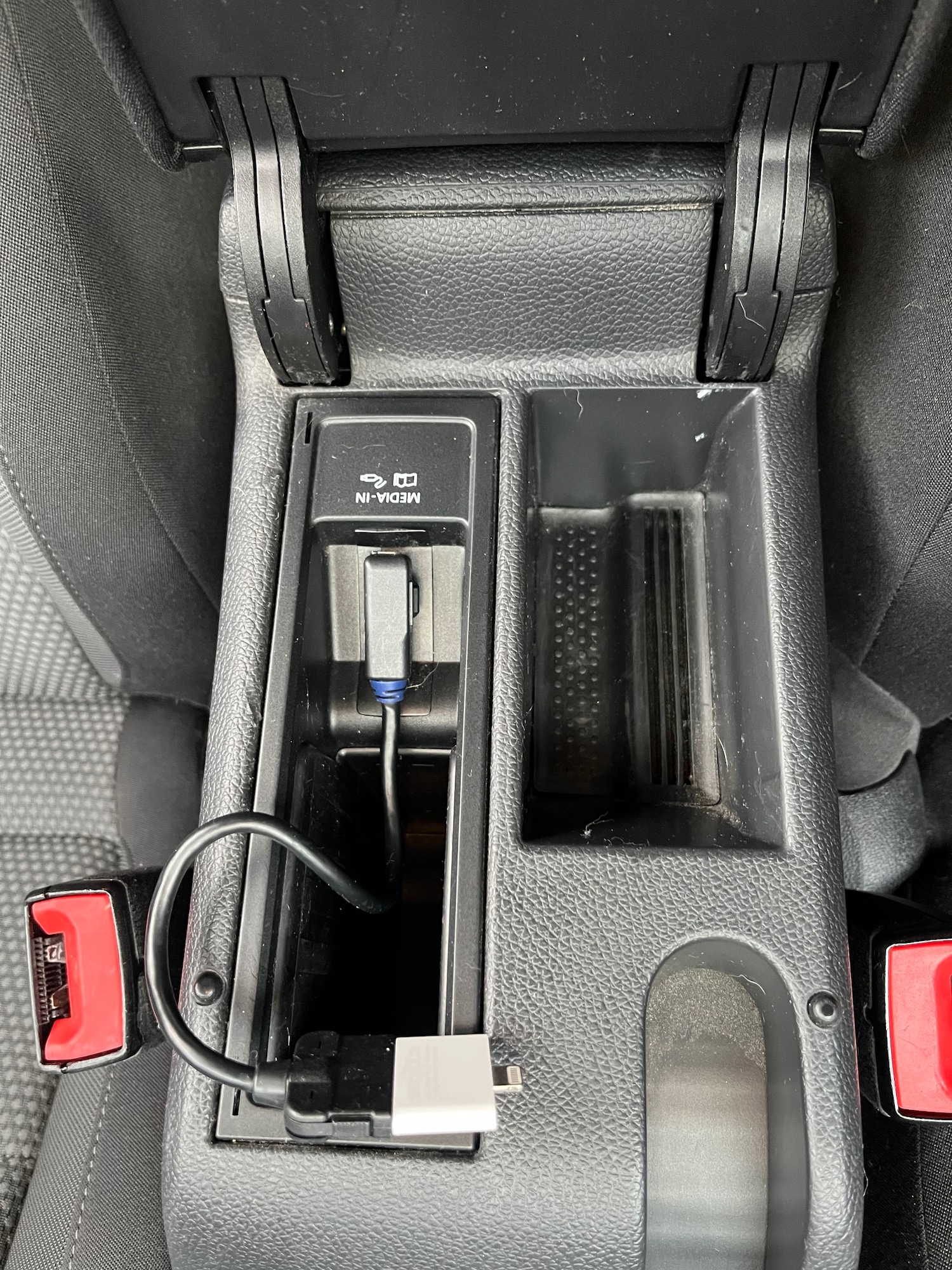 Used Volkswagen Golf 2010 for sale - 76712067: Photo 34