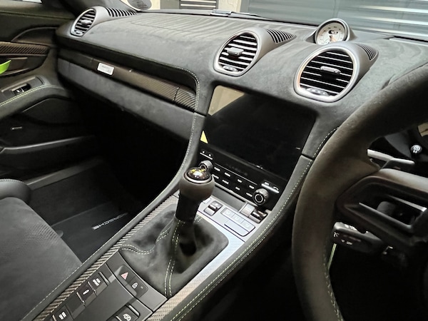 Used Porsche Cayman 2024 for sale - 75424727: Photo 17