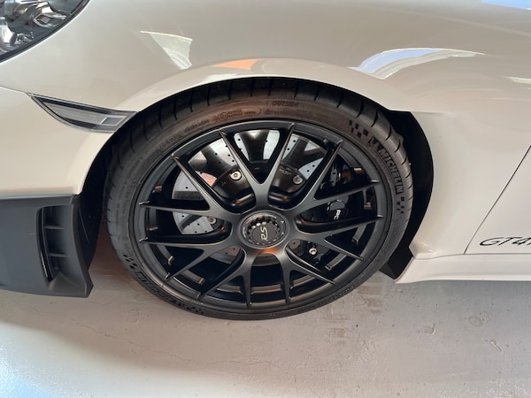 Used Porsche Cayman 2024 for sale - 75424727: Photo 46
