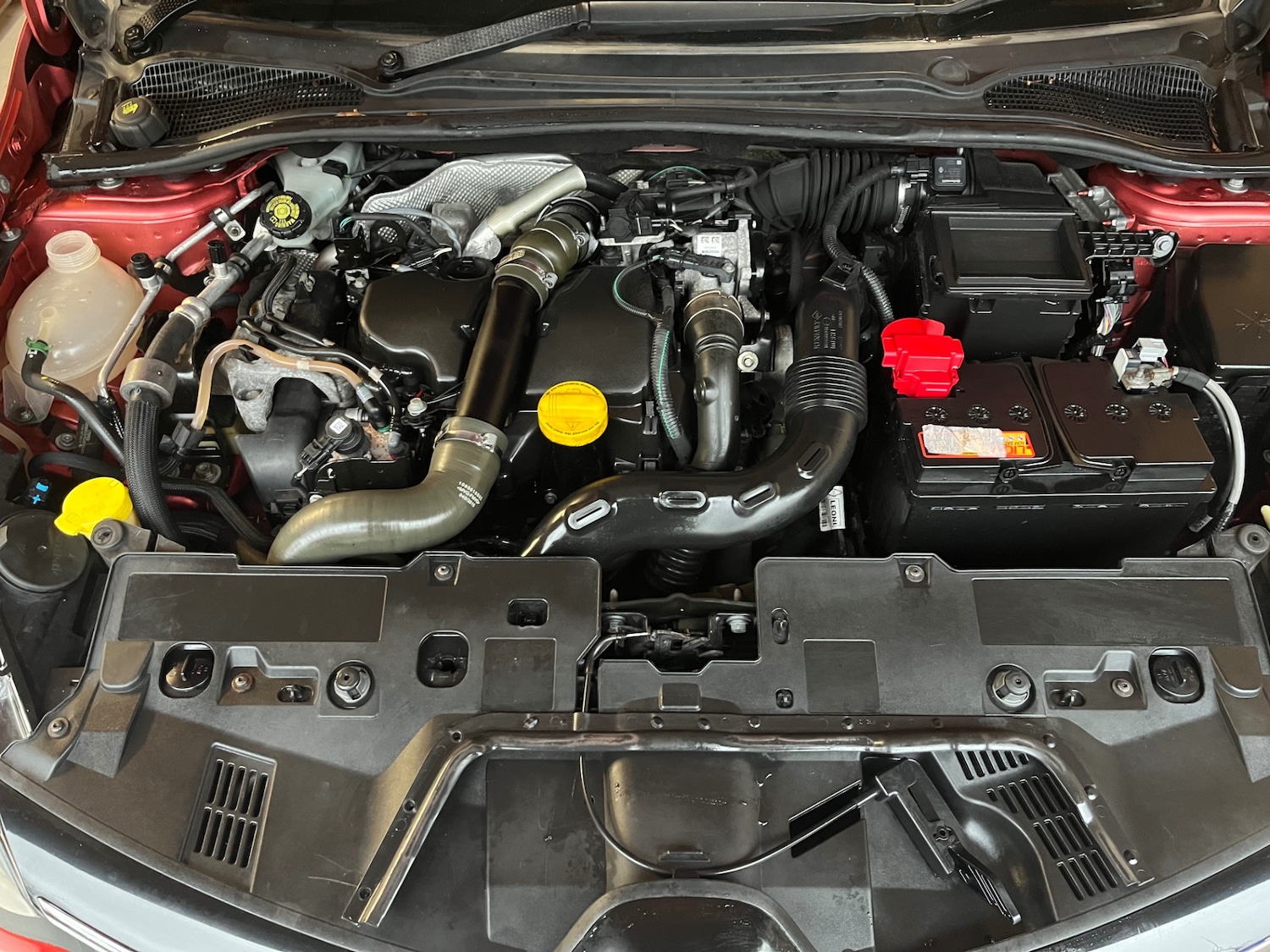 Used Renault Clio 2015 for sale - 76884783: Photo 13