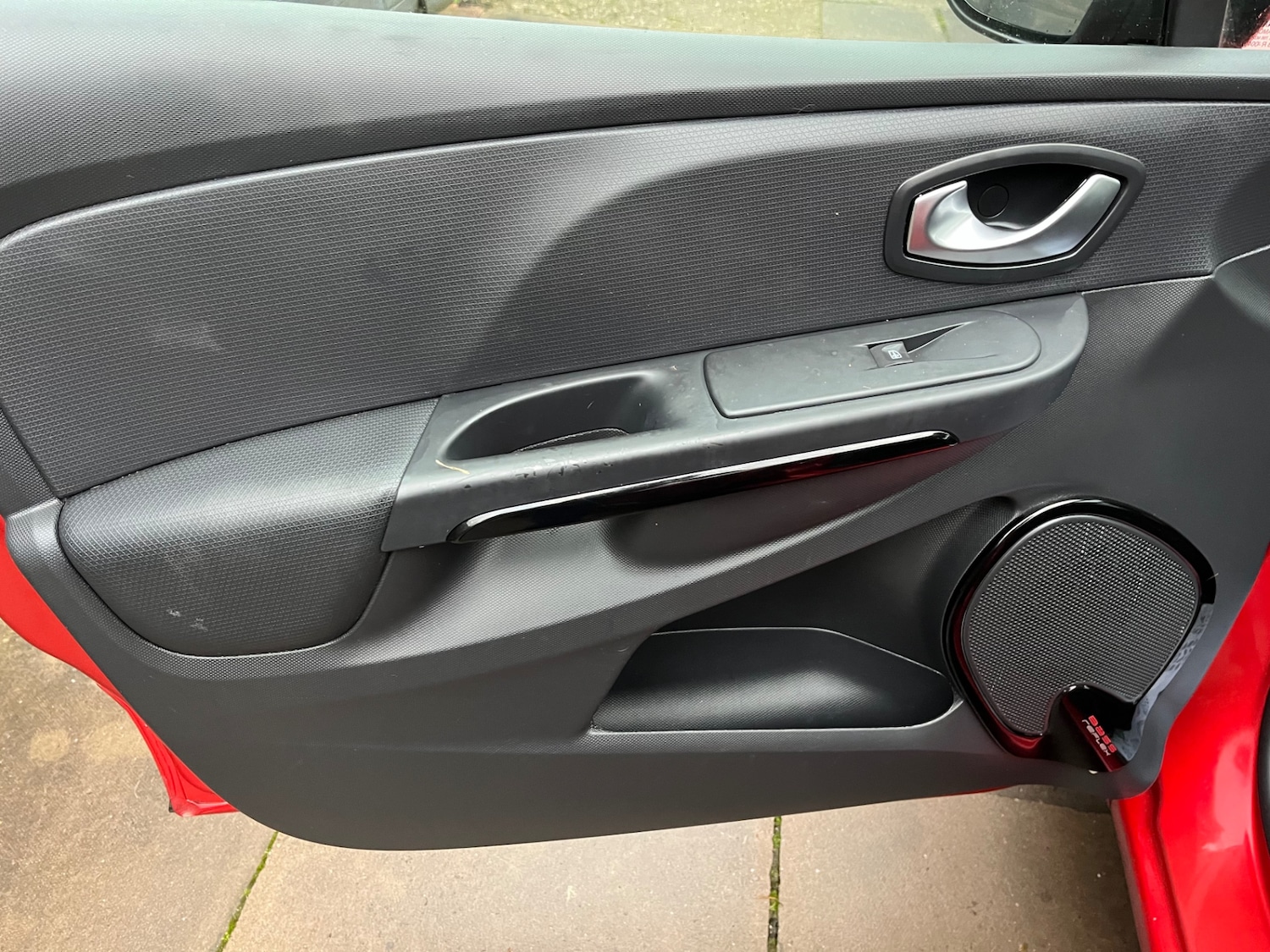 Used Renault Clio 2015 for sale - 76884783: Photo 21