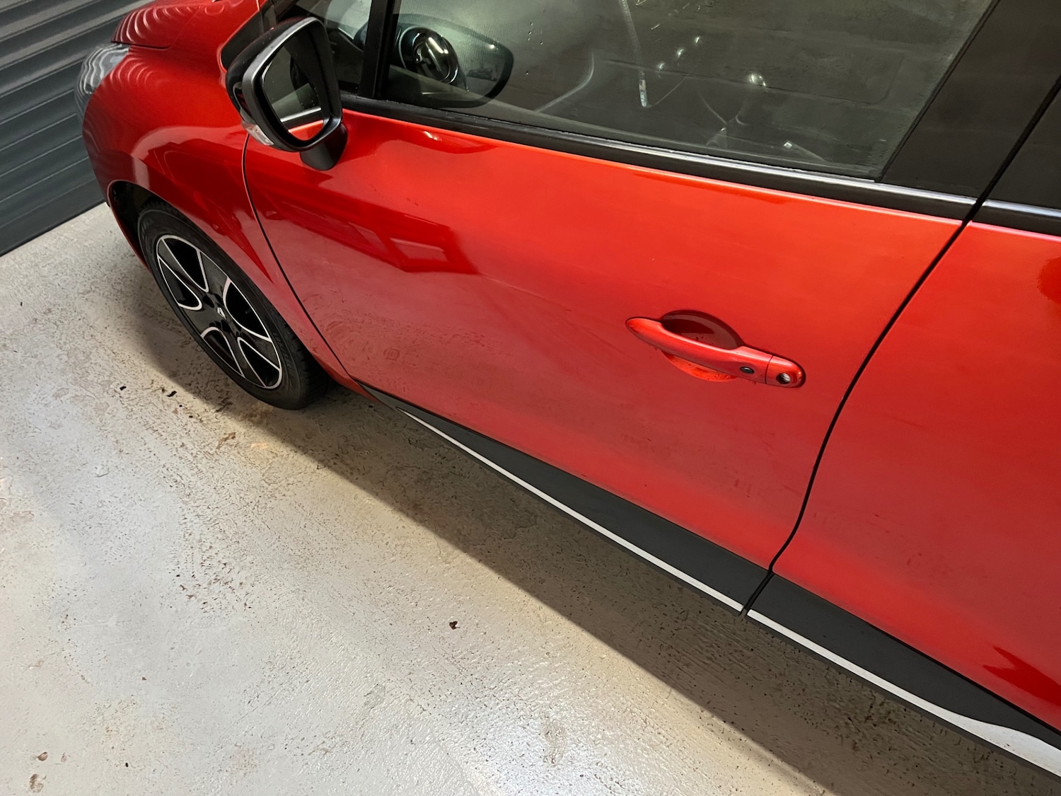 Used Renault Clio 2015 for sale - 76884783: Photo 29