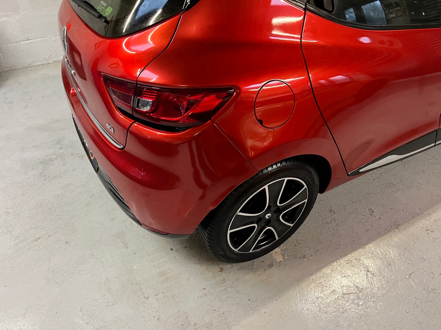 Used Renault Clio 2015 for sale - 76884783: Photo 33